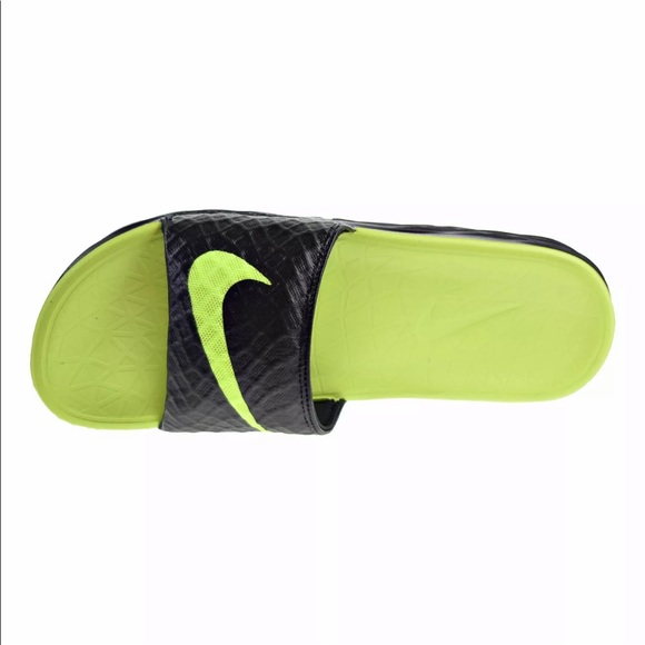 mens nike benassi solarsoft slides